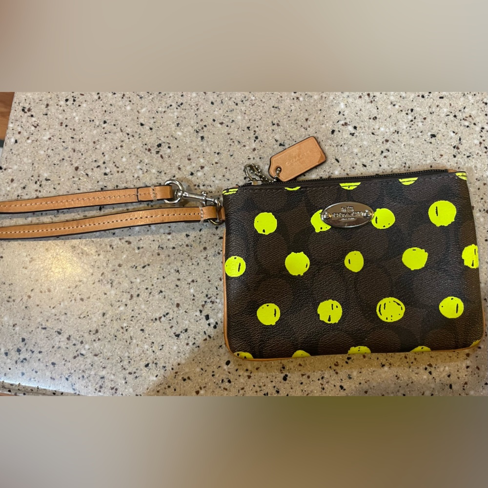 Coach 4”x6” wallet wristlet